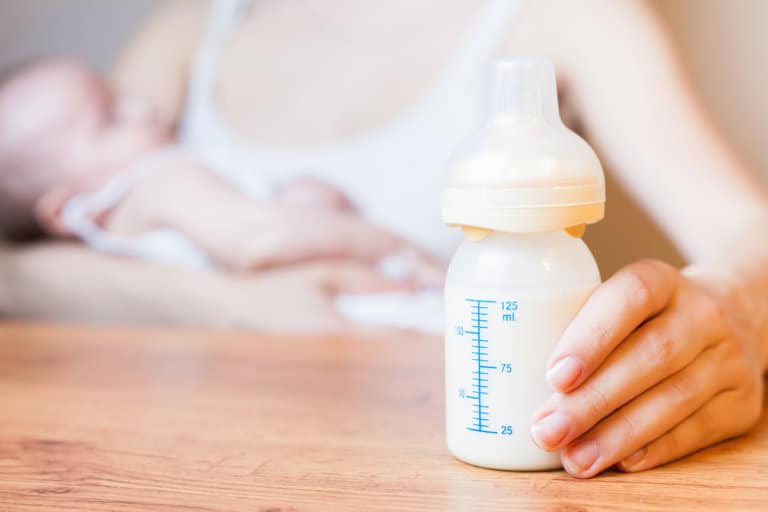 Storing and Thawing Breast Milk (As a First Time Mom)