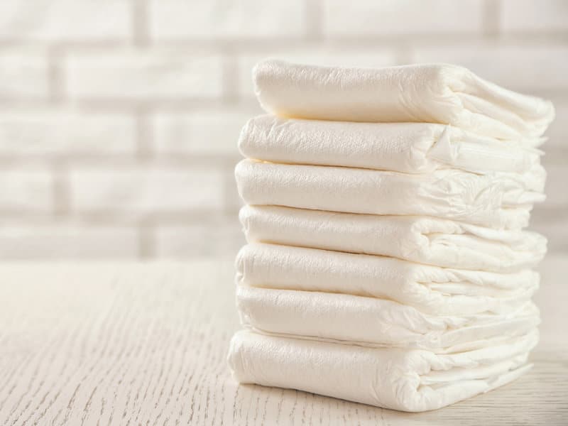 How to Throw a Diaper Party for the DadToBe