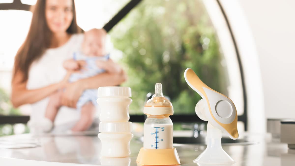 The Best Manual Breast Pump on a Budget
