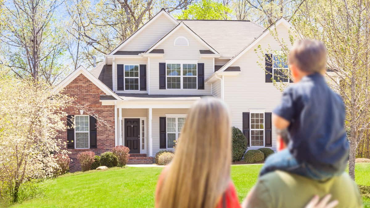 Simple Ways to Buy Your Parents House 2022 Guide Smart Mom Ideas