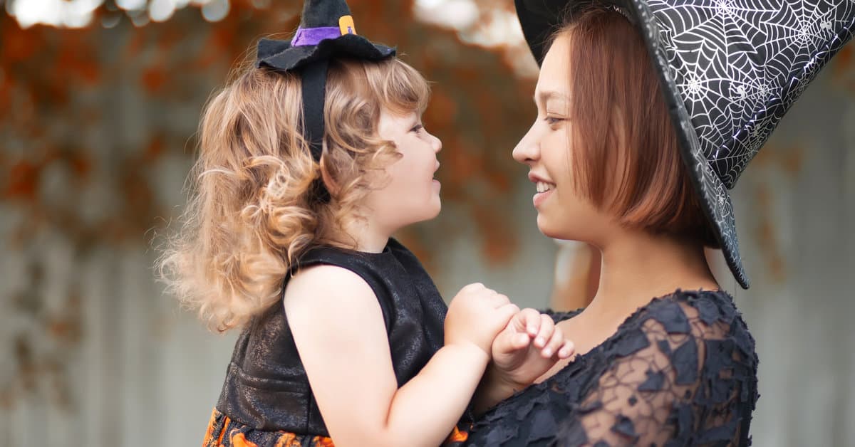 24 Cute Mom and Daughter Halloween Costumes